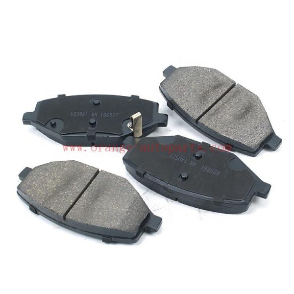 China Manufacture Front Brake Pads For Geely Sx11 (OEM 4048046400)