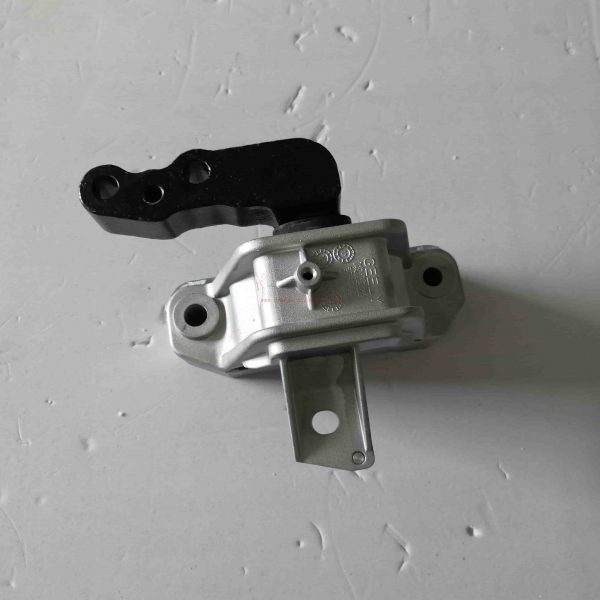 China Manufacture Mount Bracket Rr For Geely X7 (OEM 1016010150)
