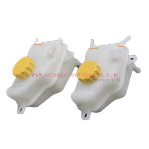 China Manufacture Part Expansion Kettle For Geely Ce-1P Sc5 (OEM 1016006043)