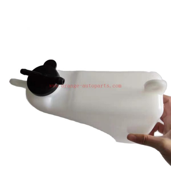 Chinese Factory For Jac 1311100P3010 Auto Part Water Reservoir Tank For Jac T6 Jac Frison T6