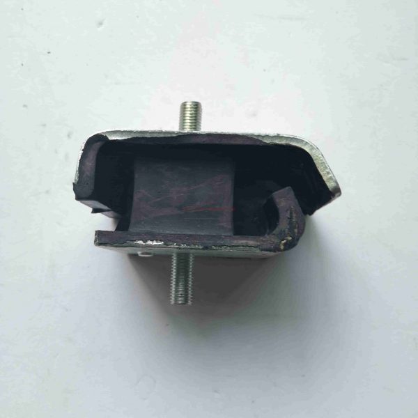 Chinese Wholesaler Engine Mounting With Bracket For Chana 465