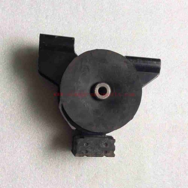 Chinese Wholesaler Rear Engine Mounting Bracket For Chana Mini Benni (OEM 1001050-05)