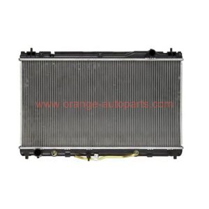 China Manufacturer 16400-20270 16400-20261 16400-20320 A/C Radiator For Toyota