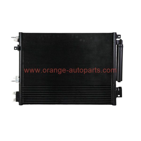 China Manufacturer 2011-2015 68085784aa motive Condenser For Dodge Challenger Chrysler