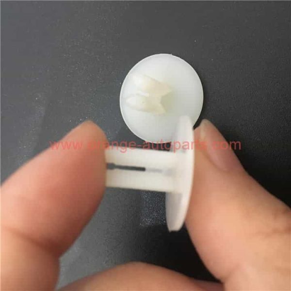 China Manufacturer 3/4" X 11/32" (19mm X 8.7mm) Ratchet Type Plastic Nylon Rivets For Plays,Hobby Projects,Prototype