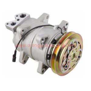 China Manufacturer 506211-7770 506011-9610 506011-9611 AC Compressor For Isuzu Npr