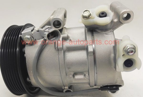 China Manufacturer 6PK Compressor 5tse10c For Toyota Yaris Auris Corolla 8831052710 883100d380 883100d410