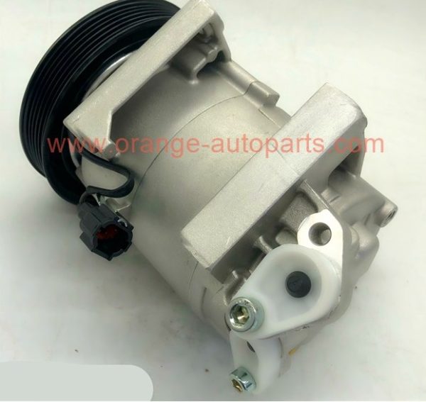 China Manufacturer 6PK Dks Compressor For Nissan Almera Primera 92600-4m500 92600-9f500 92600-9f501