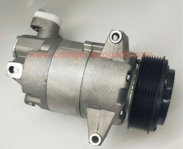 China Manufacturer 7PK Cgv511 A/C Compressor For Nissan Bluebird Sylphy Almera 92600-1u60a