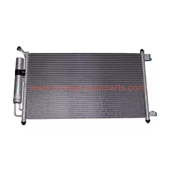 China Manufacturer 92100-7n900 92100-5m000 92111-5e900 Cooling AC Condenser For Nissan