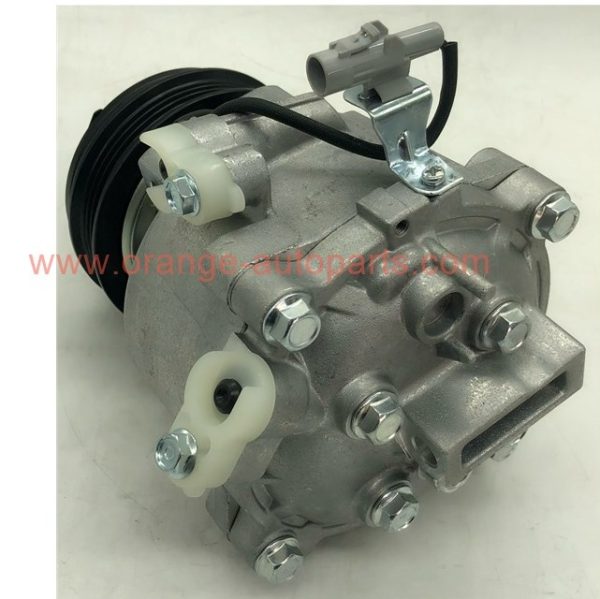 China Manufacturer 95200-61m02 4PK Dcs-14ic Compressor For Suzuki Sx4