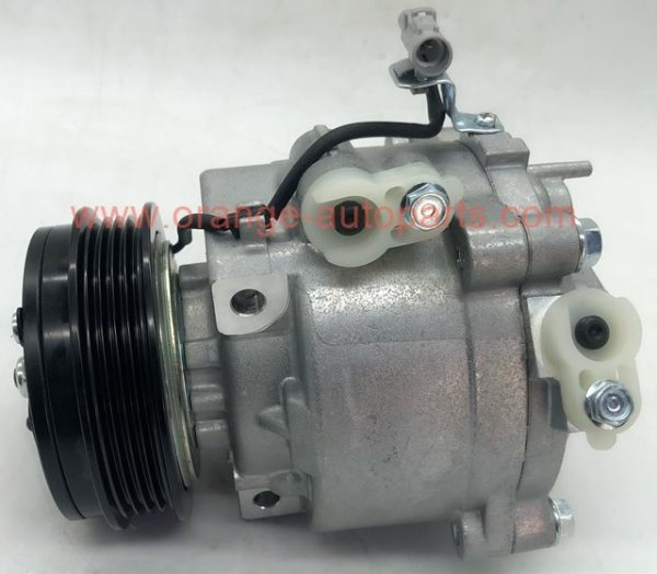 China Manufacturer 95200-61m02 4PK Dcs-14ic Compressor For Suzuki Sx4