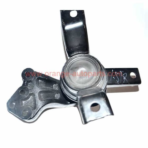 China Factory Car Engine Rubber Mount Right Fit In Great Wall Haval