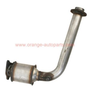 China Factory Car Exhaust Auto Parts Catalytic Converter For Chery Tiggo Front Catalyst