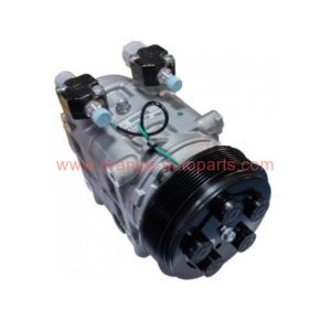 China Manufacturer D053295 5050095 555555 781201044 834555 Tm31 24v Bus Compressor