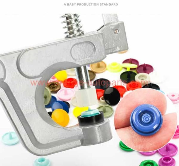 China Manufacturer Fashion Closure T5 Plastic Snap Button For Children Clothing