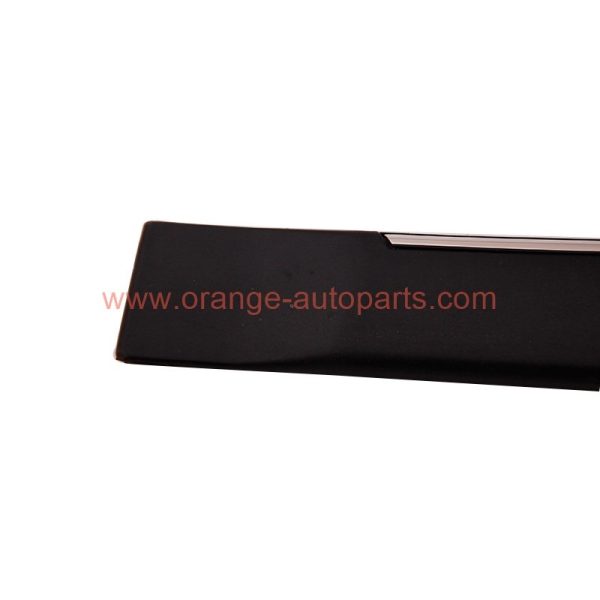 China Manufacturer Front M116102610 Front M116102620 Rear M116102630 Rear M116102640 A3 Parts Rubbing Strip (ordinary) for M11chery A3