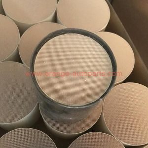 China Factory Honeycomb Filter Exhaust Ceramic Catalyst 400 Cpsi With Metal Outside Canned Round Catalytic Converter