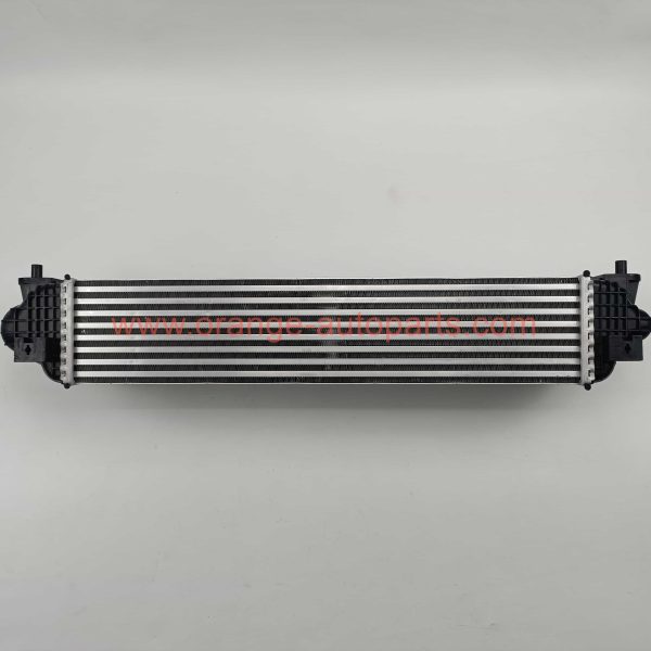 China Factory Intercooler 10100391 10910670 Is Suitable For Roewe Rx5