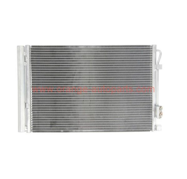 China Manufacturer K976061r000 976061r000 AC Cooling Condenser For Kia K2