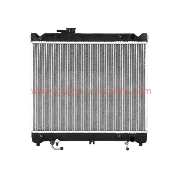 China Manufacturer Parts 17700-60a11 Radiator For Suzuki Escudo Sidekick Vitara