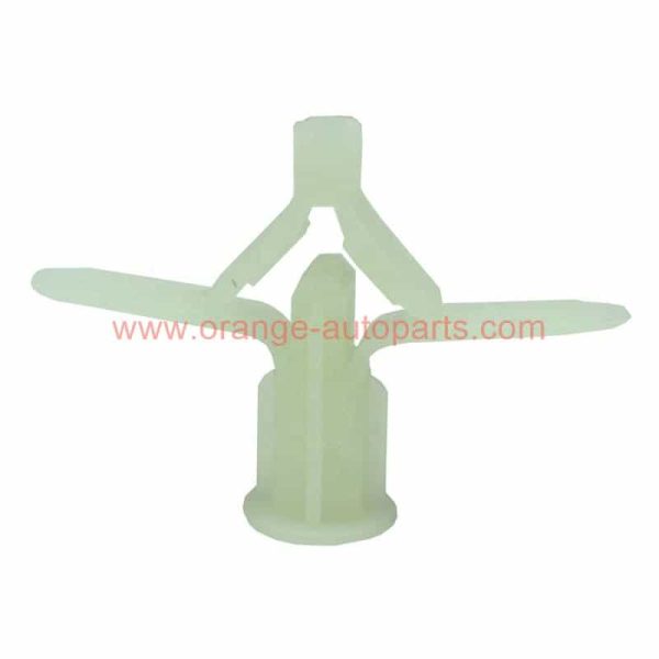 China Manufacturer Plastic Nylon Butterfly Wall Plug Anchor With Stainless Steel Screw