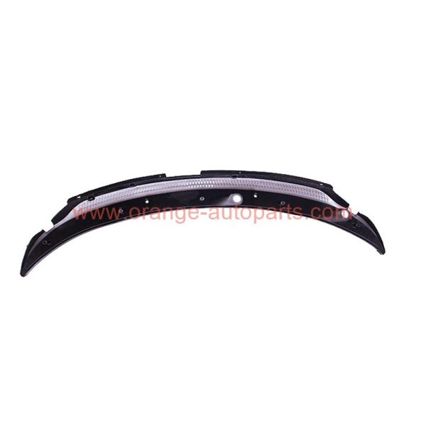 China Manufacturer S11 5300581 Windshield Lower Trim Windshield Lower Trim For S11 Chery Qq