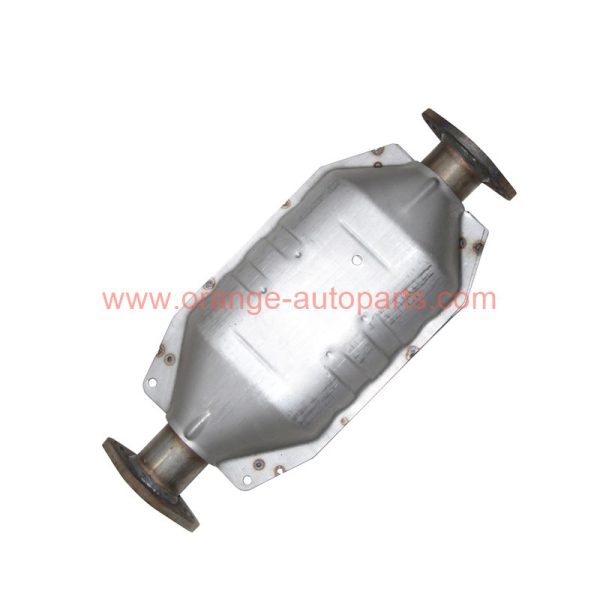 China Factory Second Part Exhaust Catalytic Converter For Hyundai Terracan Flat Box