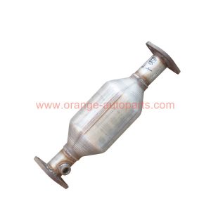 China Factory Second Part Exhaust Catalytic Converter For Hyundai Terracan With Round Box