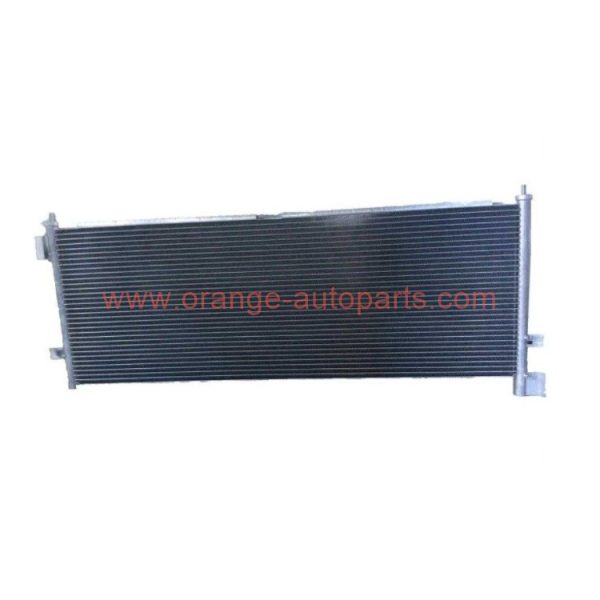 China Manufacturer Truck Parts 20838901 20555299 21086300 Condenser For Volvo Fh16