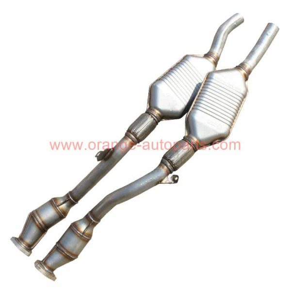 China Factory Audi A6 2.8 Exhaust Catalytic Converter With