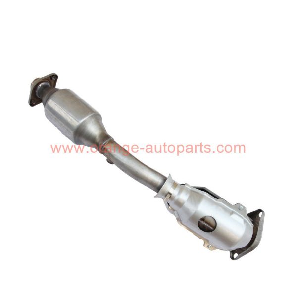 China Factory Catalytic Converter Fit Nissan Tiida New Model From Manufacturer