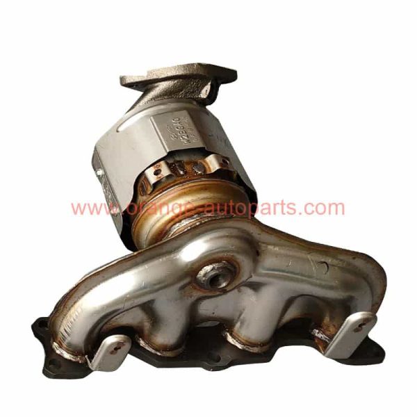 China Factory Catalytic Converter For Korean Santafe For Ix45 With Exhaust Manifold Part