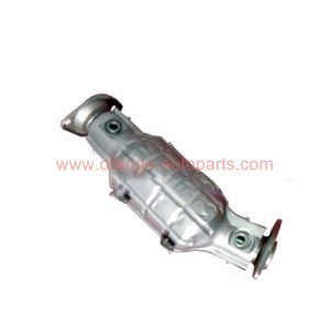 China Factory Catalytic Converter For Mazda Cx7 2.5