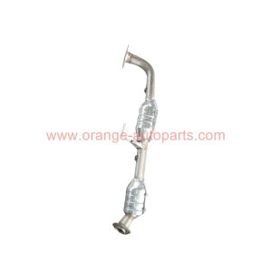 China Factory Catalytic Converter For T Oyota Hiace