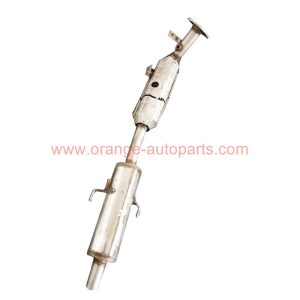 China Factory Catalytic Converter For Volkswagen Vw Bestune B70 Faw