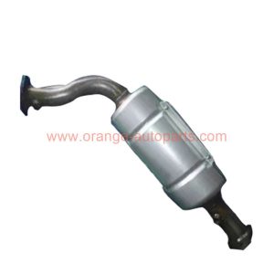China Factory Ceramic Catalyst Exhaust Catalytic Converter For Foton Tuyanuo