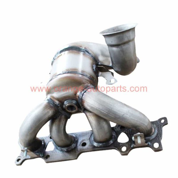 China Factory Euro 4 Catalytic Converter For Peugeot 508 2.3 Ceramic Catalyst