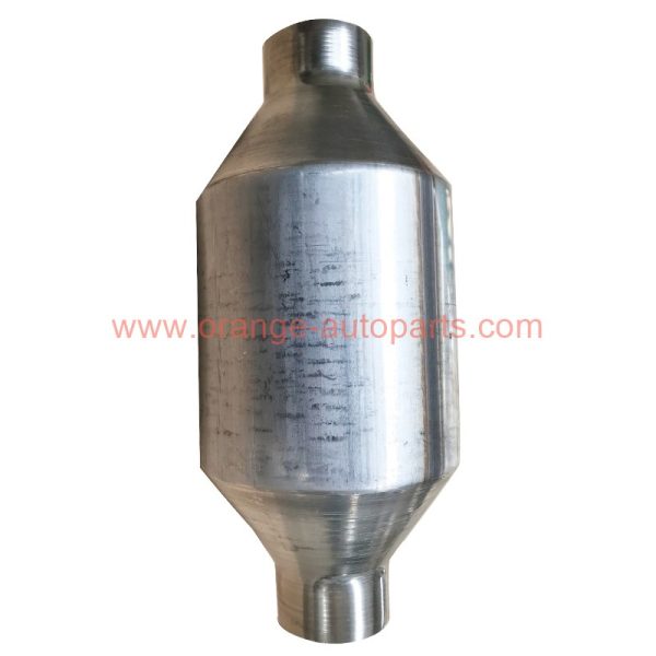 China Factory Euro 4 Universal Catalytic Converter With 400 Cells Ceramic Honeycomb For Other Engine Parts