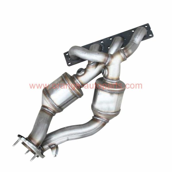 China Factory Exhaust Catalyst Catalytic Converter For Bmw 320 Fit Bmw 520 New Model