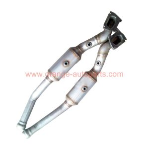 China Factory Exhaust Catalytic Converter Fit Jeep Grand Cherokee 3.6