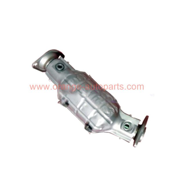 China Factory Exhaust Catalytic Converter Fit Mazda Cx7 2.5