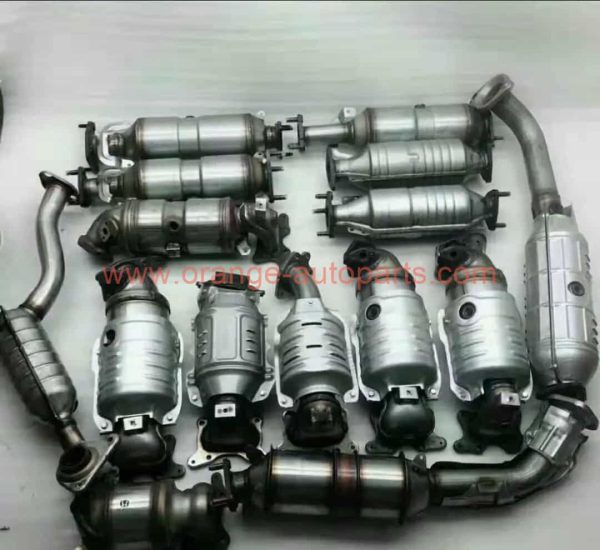 China Factory Exhaust Catalytic Converter For Honda Accord 2.0 03-07