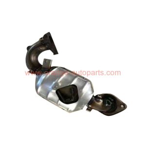 China Factory Exhaust Catalytic Converter For Luxgen U6 With