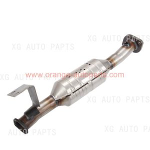 China Factory Exhaust Catalytic Converter For T Oyota Coaster With