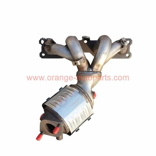 China Factory Exhaust Manifold Catalytic Converter For Carens