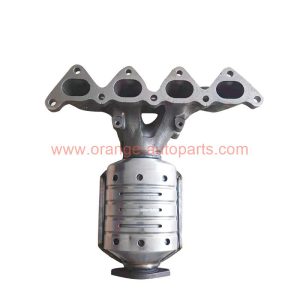 China Factory Exhaust Manifold Catalytic Converter For Hyundai Tucson 2.0 For Kia Sportage 2.0 Front Catalyst