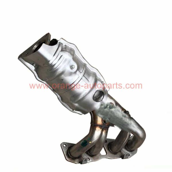 China Factory Exhaust Manifold Catalytic Converter For Nissan Terra With Ceramic Catalyst