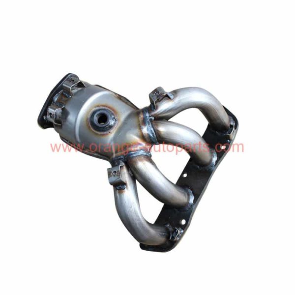 China Factory Exhaust Manifold Part Three Way Catalyst Catalytic Converter For Lifan X60