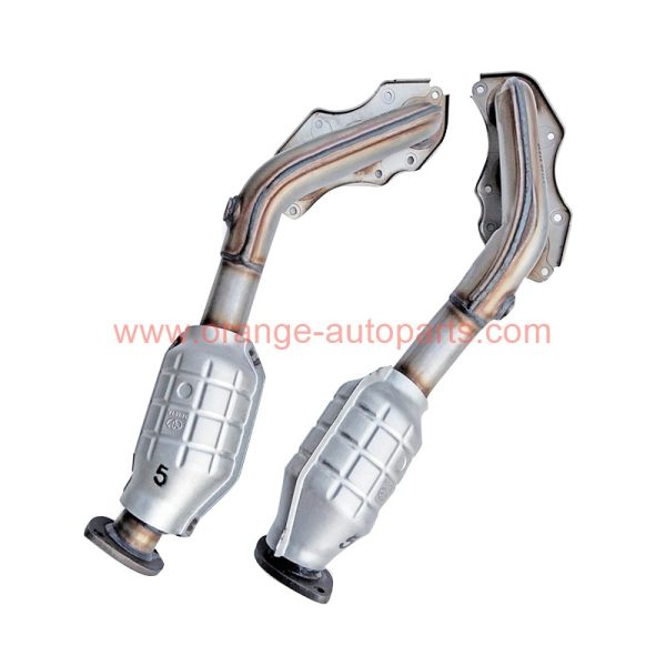 China Factory Factory Exhaust Catalytic Converter For T Oyota Crown Reiz 3.0